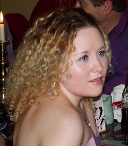 Elaine - Blonde, 3b, Medium hair styles, Readers, Female, Curly hair hairstyle picture
