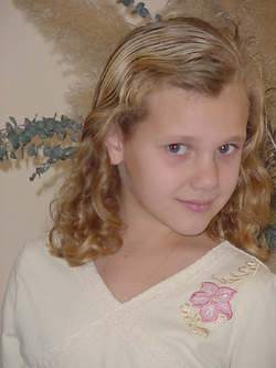 Sierra Nicole:  8 - Blonde, 2b, 3a, Medium hair styles, Kids hair, Readers, Curly hair hairstyle picture