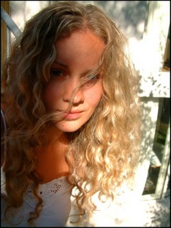 Mayu - Blonde, 3a, Long hair styles, Readers, Curly hair hairstyle picture