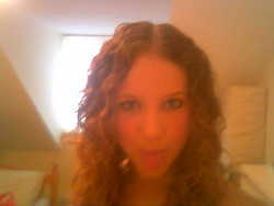 Hannah - Wavy hair, Medium hair styles, Readers, Female, 2c hairstyle picture