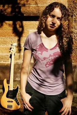 Tal Wilkenfeld - Blonde, 3b, Celebrities, Long hair styles, Female, Curly hair, Adult hair hairstyle picture