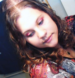 DSCF8979.JPG - Brunette, Wavy hair, Long hair styles, Readers, Female, Curly hair, Teen hair hairstyle picture