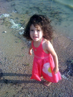 Julisa Morales - Brunette, 3b, Short hair styles, Kids hair, Readers, Curly hair hairstyle picture