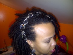Side Sweep - great for thick hair or locs - Redhead, Brunette, 3b, 3a, 3c, 4a, 4b, Medium hair styles, Kinky hair, Twist hairstyles, Afro, Wedding hairstyles, Female, Curly hair, Teen hair, Black hair, Adult hair, Prom hairstyles, Formal hairstyles, Homecoming hairstyles, Dreadlocks, Bantu knot out, Twist out, Coil out, Curly kinky hair, 4c hairstyle picture