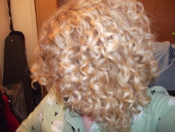 my curls - Blonde, 3b, Medium hair styles, Female, Adult hair hairstyle picture