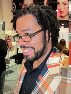 Curly man at ISSE - 3c, 4a, Male, Medium hair styles, Kinky hair, Twist hairstyles, Styles, Kinky twists, Twist out, Coil out hairstyle picture