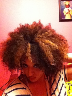 wash n go stretched  - Brunette, 3c, Medium hair styles, Afro, Readers, Styles, Female, Curly hair, Adult hair hairstyle picture