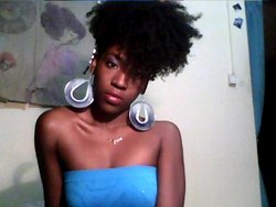 Rock that puff - Medium hair styles, Readers, Female, Black hair, Adult hair, Afro puff, Curly kinky hair, 2010 Holiday Photos hairstyle picture