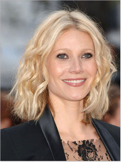 Gwyneth Paltrow - Blonde, Celebrities, Wavy hair, Medium hair styles, Curly hair, Bob hairstyles hairstyle picture