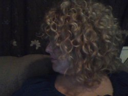 bigish curls - Blonde, 3b, Medium hair styles, Readers, Female, Curly hair, Adult hair hairstyle picture