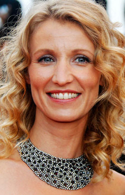 Alexandra Lamy - Blonde, Celebrities, Wavy hair, Long hair styles, 2c, Adult hair hairstyle picture