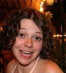 first short hair cut - Brunette, 3b, Short hair styles, Readers, Female, Curly hair, Adult hair hairstyle picture