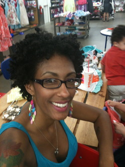 A Chunky Twist-Out Fro - 3c, 4a, Celebrities, Mature hair, Short hair styles, Kids hair, Twist hairstyles, Afro, Readers, Teen hair, Makeovers, Black hair, Adult hair, Afro puff, Twist out hairstyle picture