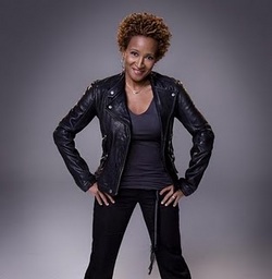 Wanda Sykes - Brunette, 4a, Celebrities, Short hair styles, Kinky hair, Afro, Styles, Female, Adult hair, Teeny weeny afro hairstyle picture