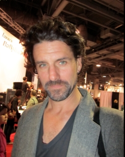 Curly Man at ISSE - 3b, Male, Medium hair styles, Styles hairstyle picture