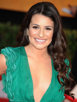Lea Michele - Brunette, Celebrities, Wavy hair, Long hair styles, Female hairstyle picture