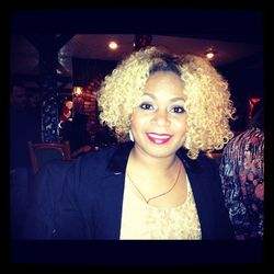 My bantu twist out a week later.. - Blonde, 3b, 3c, Medium hair styles, Readers, Female, Curly hair, Makeovers, Adult hair, Formal hairstyles, Bantu knots, Bantu knot out, Twist out, Curly kinky hair hairstyle picture