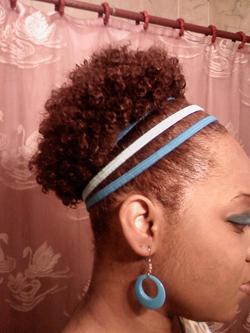 My Pony Puff - Brunette, 3c, 4a, Medium hair styles, Afro, Readers, Styles, Female hairstyle picture