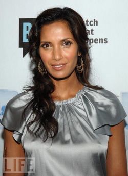 Padma Lakshmi - Celebrities, Wavy hair, Medium hair styles, Long hair styles, Female, Curly hair, Black hair, Adult hair hairstyle picture