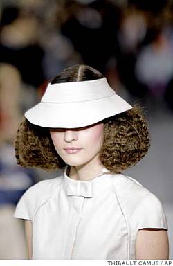 Paris Fashion Week 2009 - Brunette, 3a, Medium hair styles, Updos, Styles, Female hairstyle picture