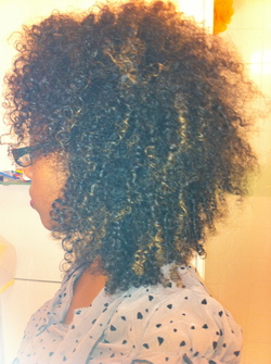 curly hair - Medium hair styles, Afro, Readers, Female, Teen hair, Black hair, Adult hair, Afro puff, Spiral curls, Curly kinky hair hairstyle picture