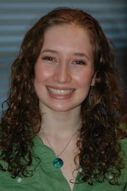 Becca Ward - Redhead, 3b, 3a, 3c, Celebrities, Medium hair styles, Curly hair, Teen hair hairstyle picture