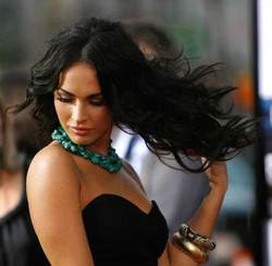 Megan Fox - Celebrities, Wavy hair, Long hair styles, Female, Adult hair hairstyle picture