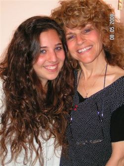 Curly from Israel - Brunette, Blonde, Mom's Day, 2b, 3a, Medium hair styles, Long hair styles, Readers, Female, Curly hair hairstyle picture