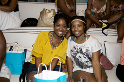 Naturals at the Curly Pool Party - Short hair styles, Medium hair styles, Kinky hair, Twist hairstyles, Female, Adult hair, Textured Tales from the Street hairstyle picture