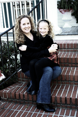 Allison & Taryn - Readers, 2010 Holiday Photos hairstyle picture