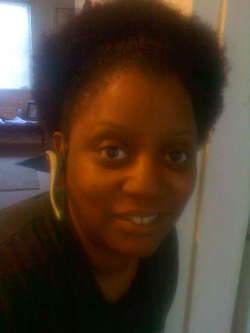 MY AFRO PUFF - 4b, Short hair styles, Kinky hair, Afro, Readers, Female, Black hair, Adult hair, Afro puff, Teeny weeny afro hairstyle picture