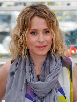 Alma Zak - 2a, Blonde, Celebrities, Wavy hair, Long hair styles, Adult hair hairstyle picture