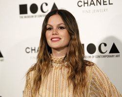 Rachel Bilson - 2a, Brunette, Celebrities, Wavy hair, Long hair styles, Styles, Female, Adult hair hairstyle picture