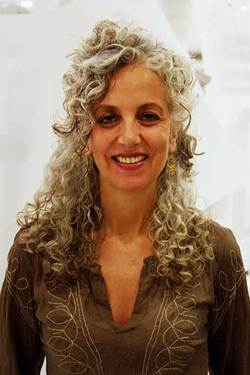 Silver Beauty - Mature hair, Long hair styles, Styles, Curly hair, Gray hair hairstyle picture