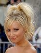 ashley tisdale - Wavy hair