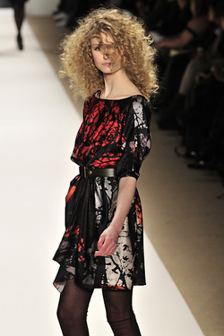 Tibi Fall 2010 - Courtesy of Runway Weekly - Blonde, 3b, 3a, Long hair styles, Styles, Female, Curly hair, Adult hair hairstyle picture