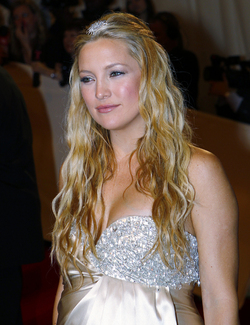 Kate Hudson - Blonde, 2b, Celebrities, Wavy hair, Long hair styles, Styles, Female, Adult hair hairstyle picture