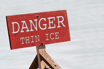 Do not venture onto the Rideau Canal ice surface