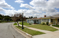 Suburban_street