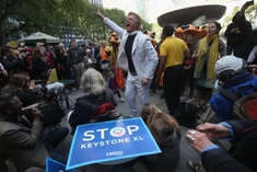 Stop_fracking_column