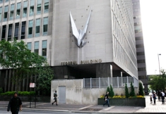 Federalbldg_cinn_column
