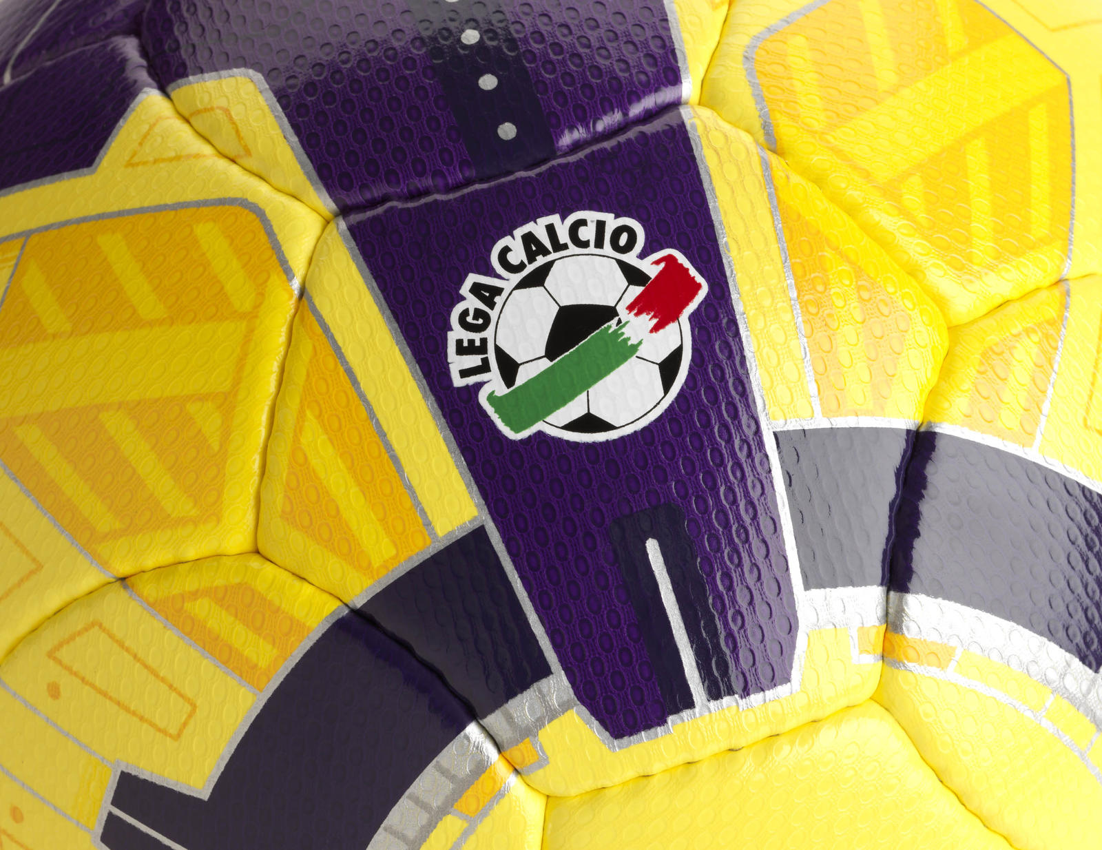 nike hi vis trainers