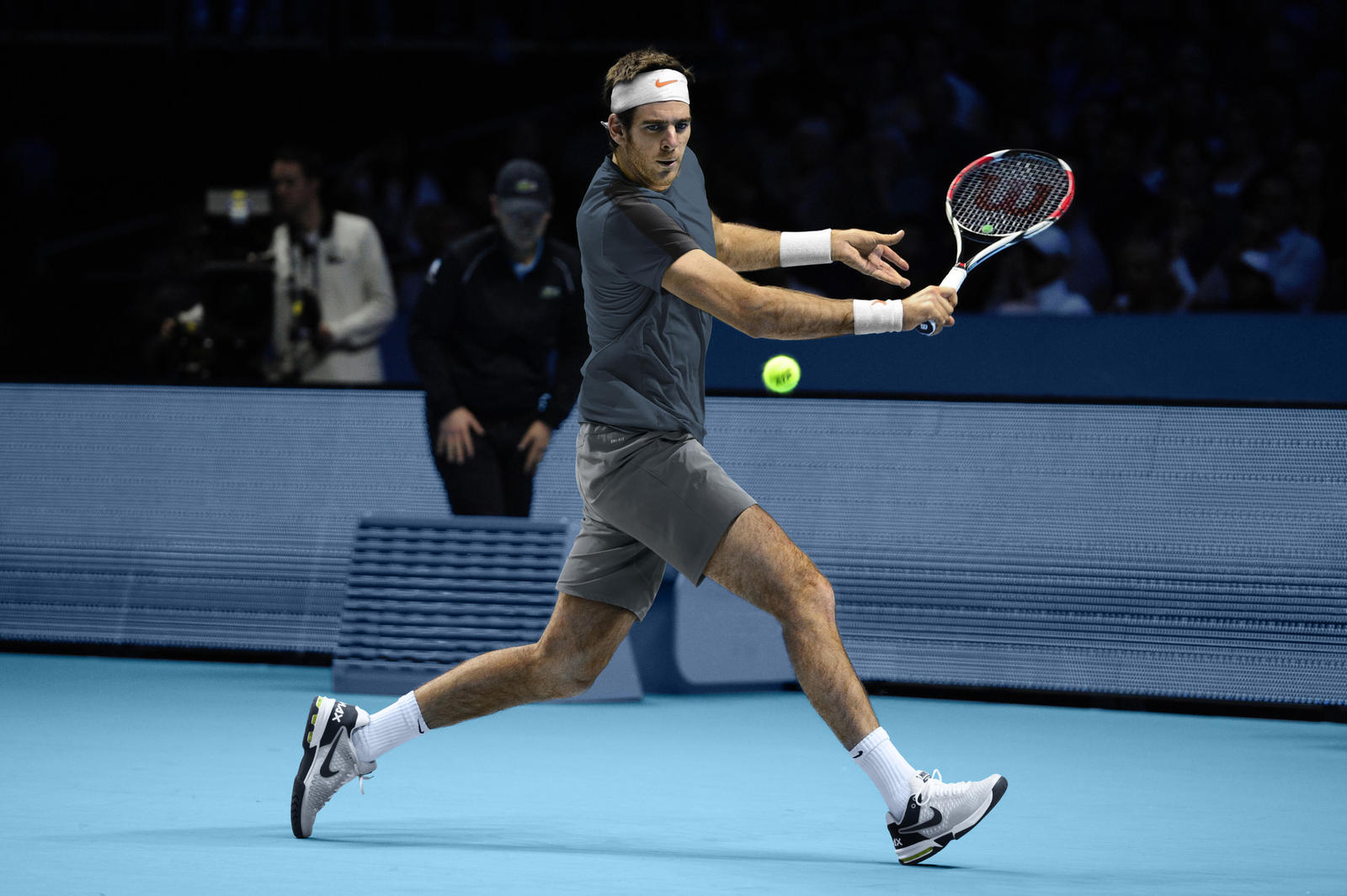 nike basketball tennis