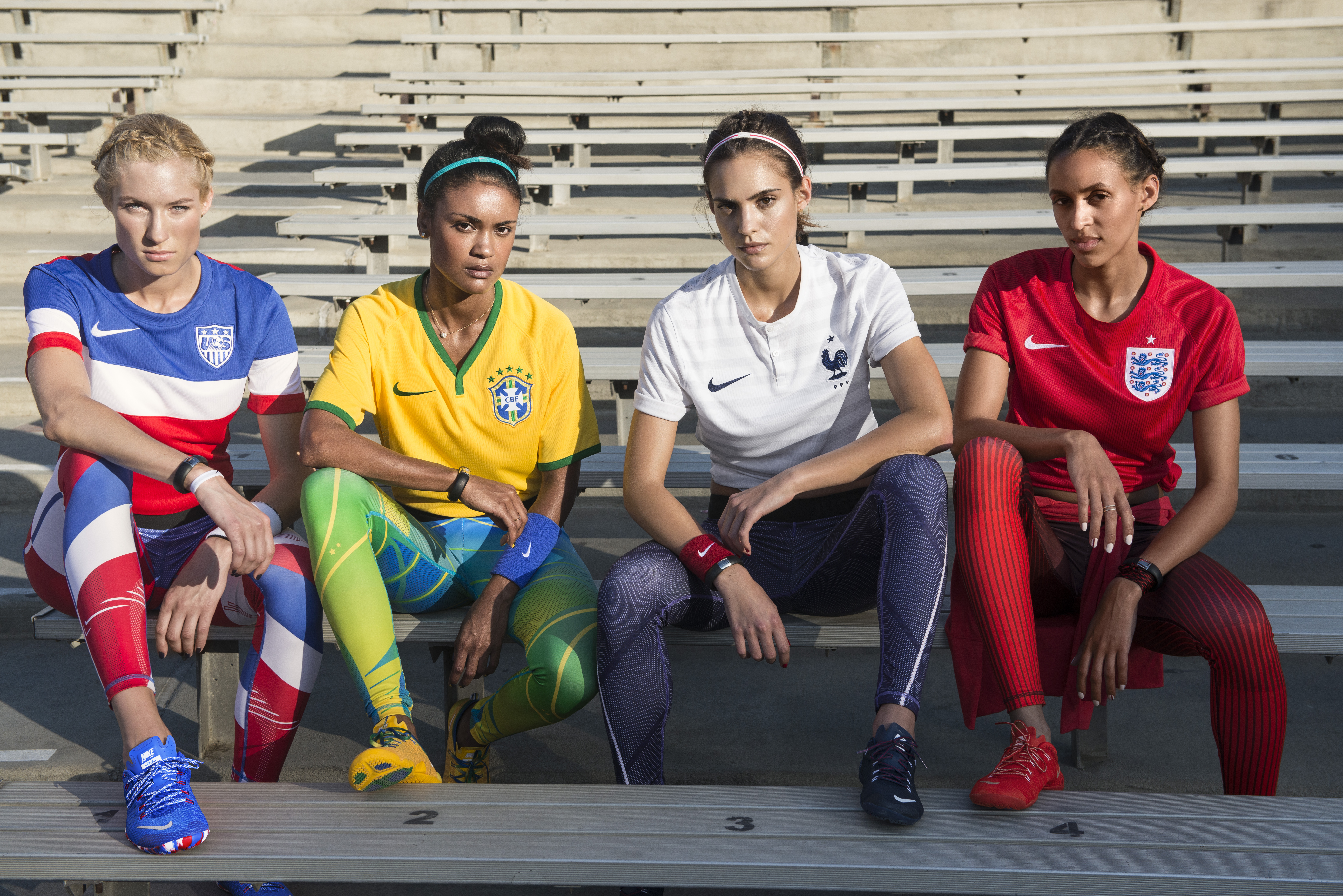 Nike tight of the moment federation collection pictures Nike tight of the moment federation collection pictures