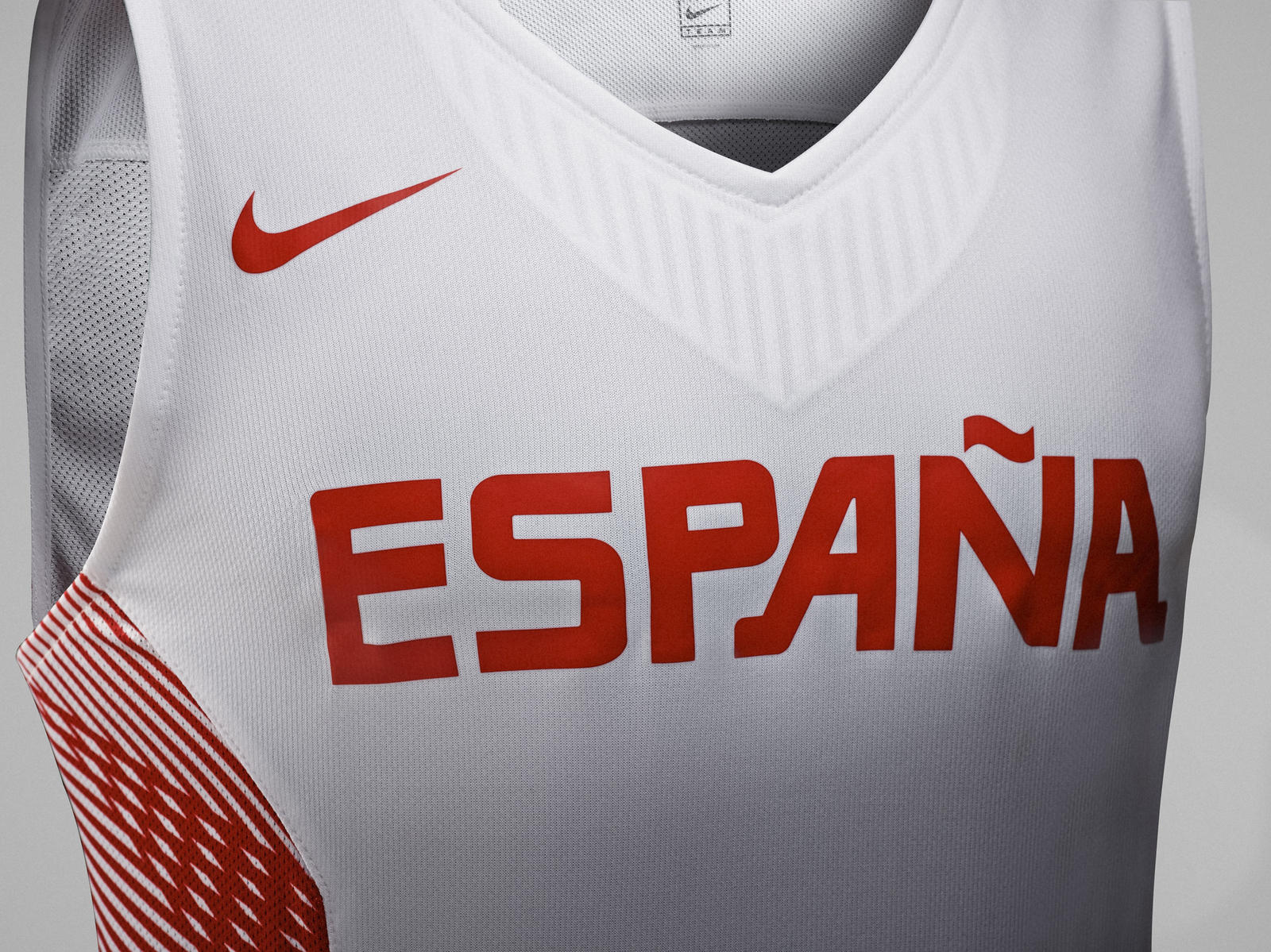 Nike and Spanish Basketball Federation Unveil New Spanish Home and Away
