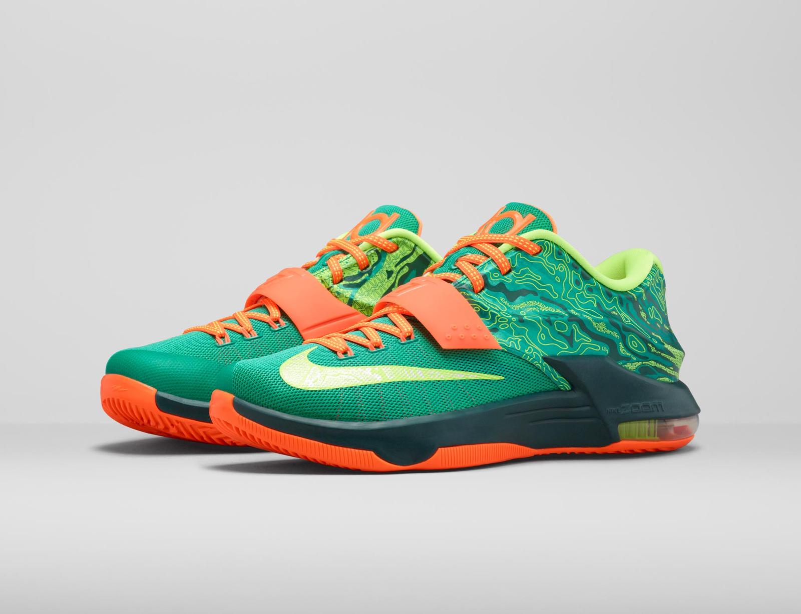 KD7 Weatherman Shoe Brings Heat to the Forecast Nike News