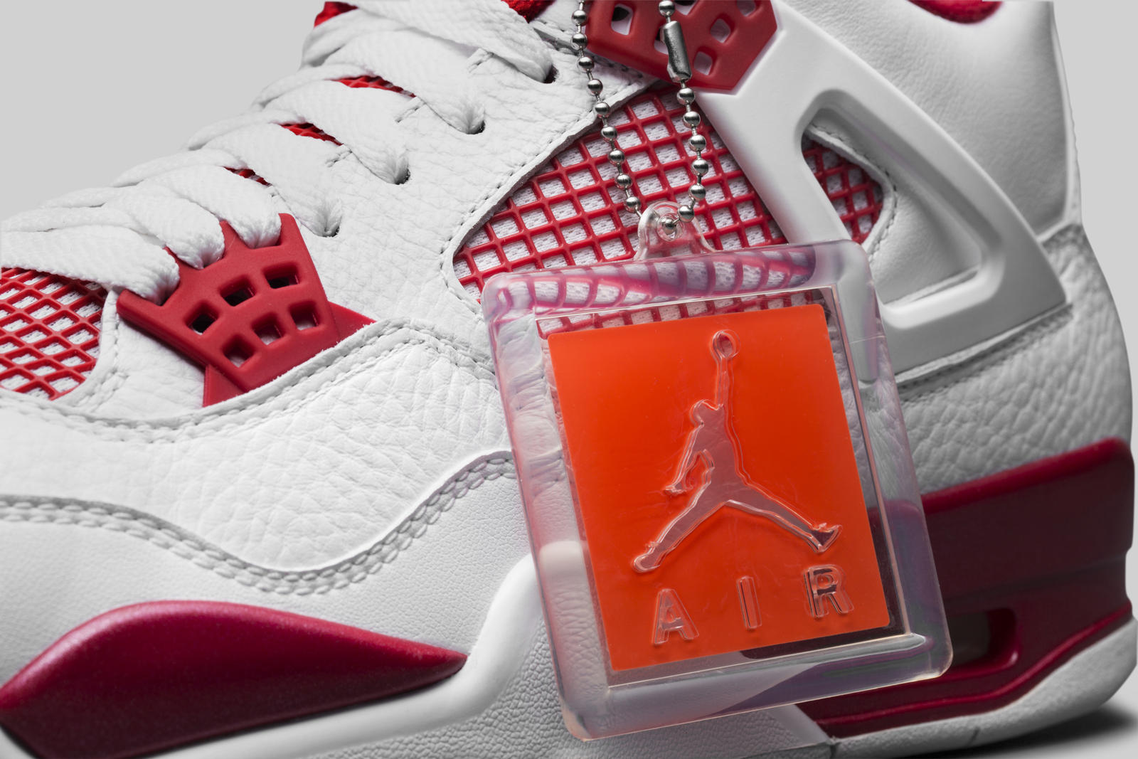Air_Jordan_IV_89_1_native_1600.jpeg