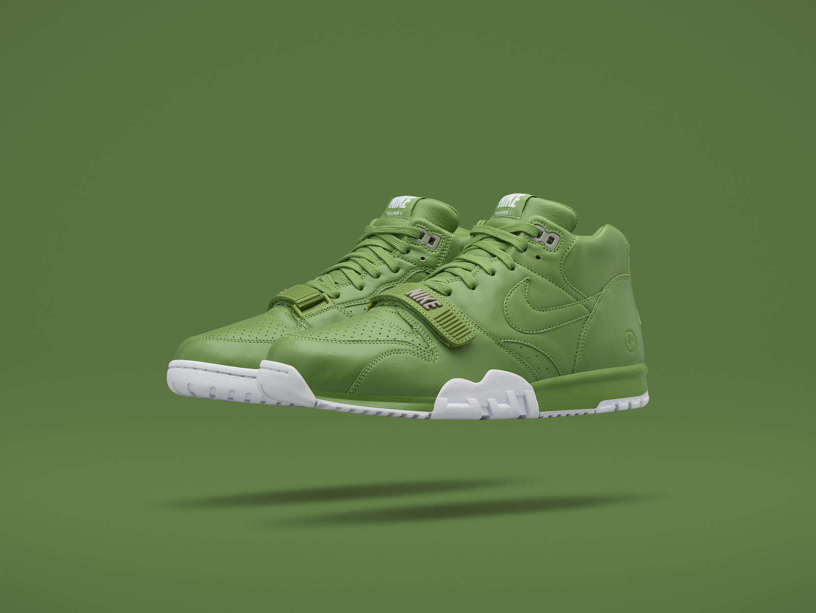 kinetic green nike