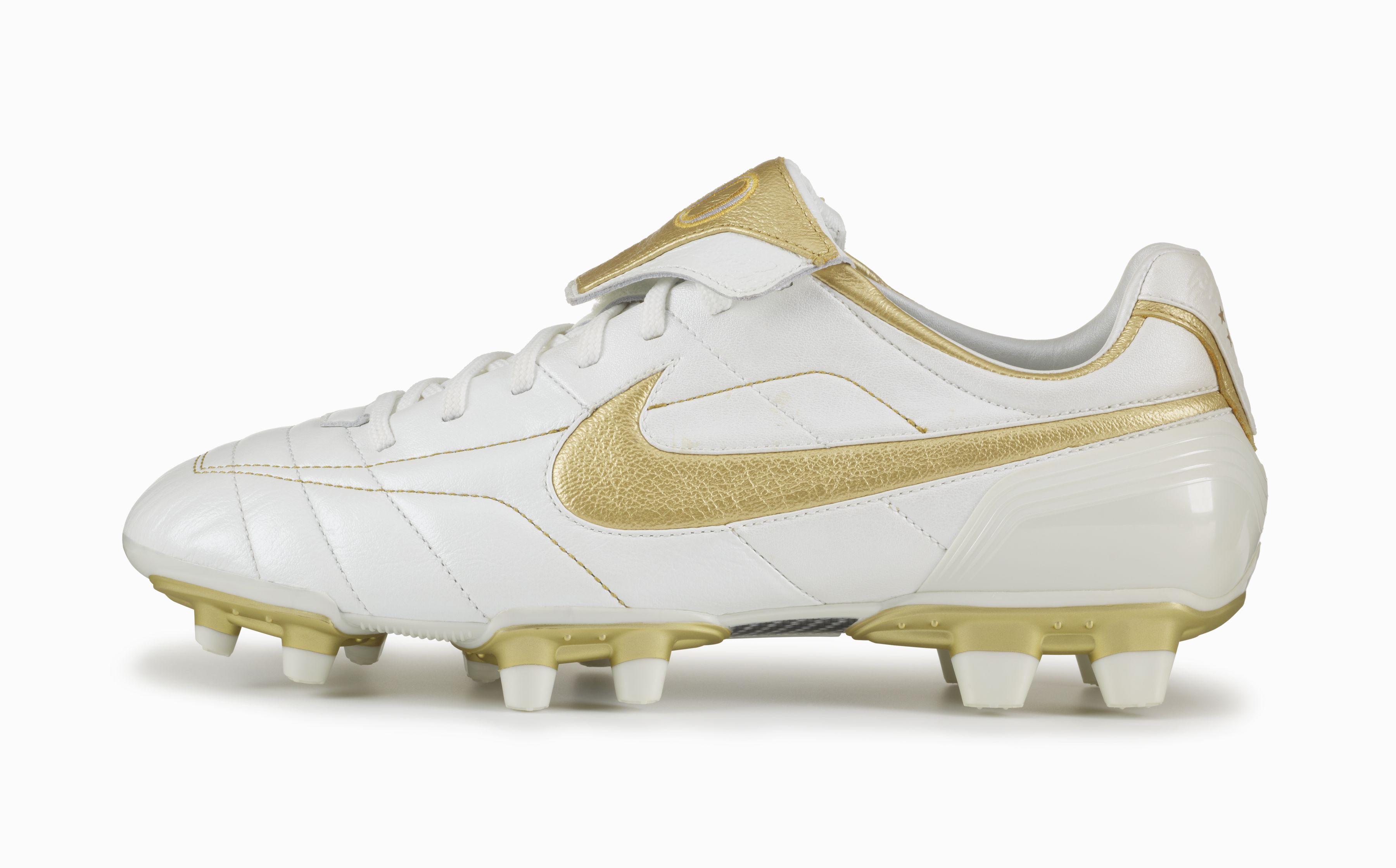 nike tiempo ronaldinho
