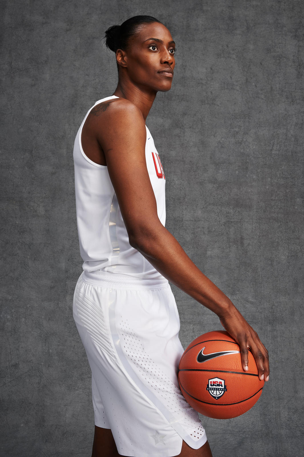 nike basketball women